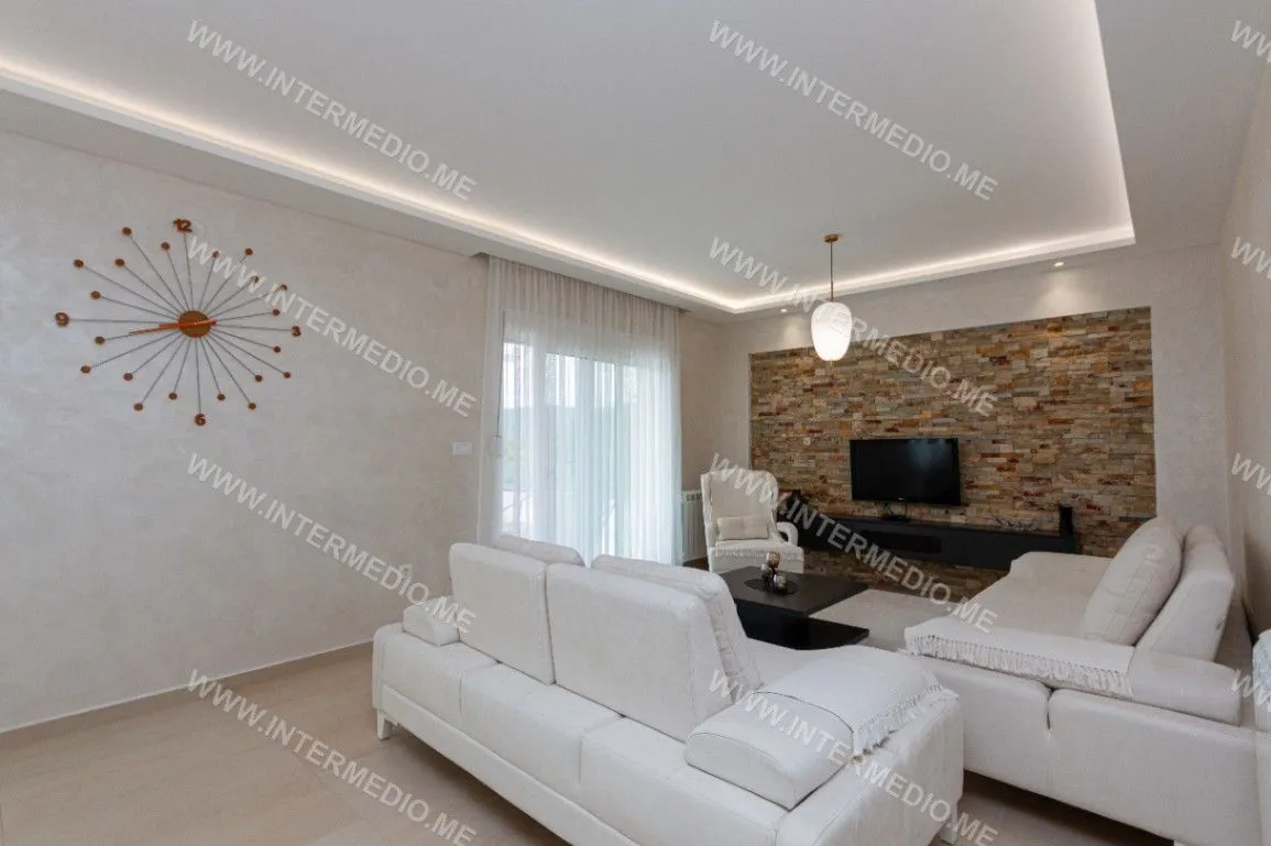 Prodaja, kuća, 220m², Zelenika, Herceg Novi