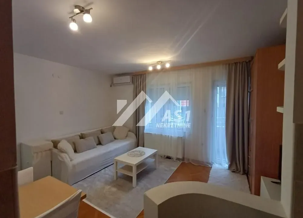 Izdavanje, stan, 25m², Novi Sad Sve Podlokacije, Novi Sad