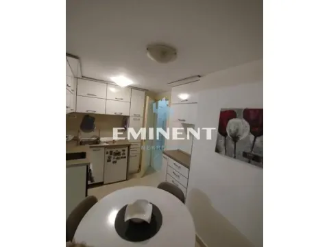 Rent, three bedroom apartment, 70m², Crveni Krst, Beograd - image 4