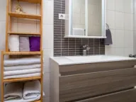 Rent, two bedroom apartment, 90m², Petrovac, Budva - image 7