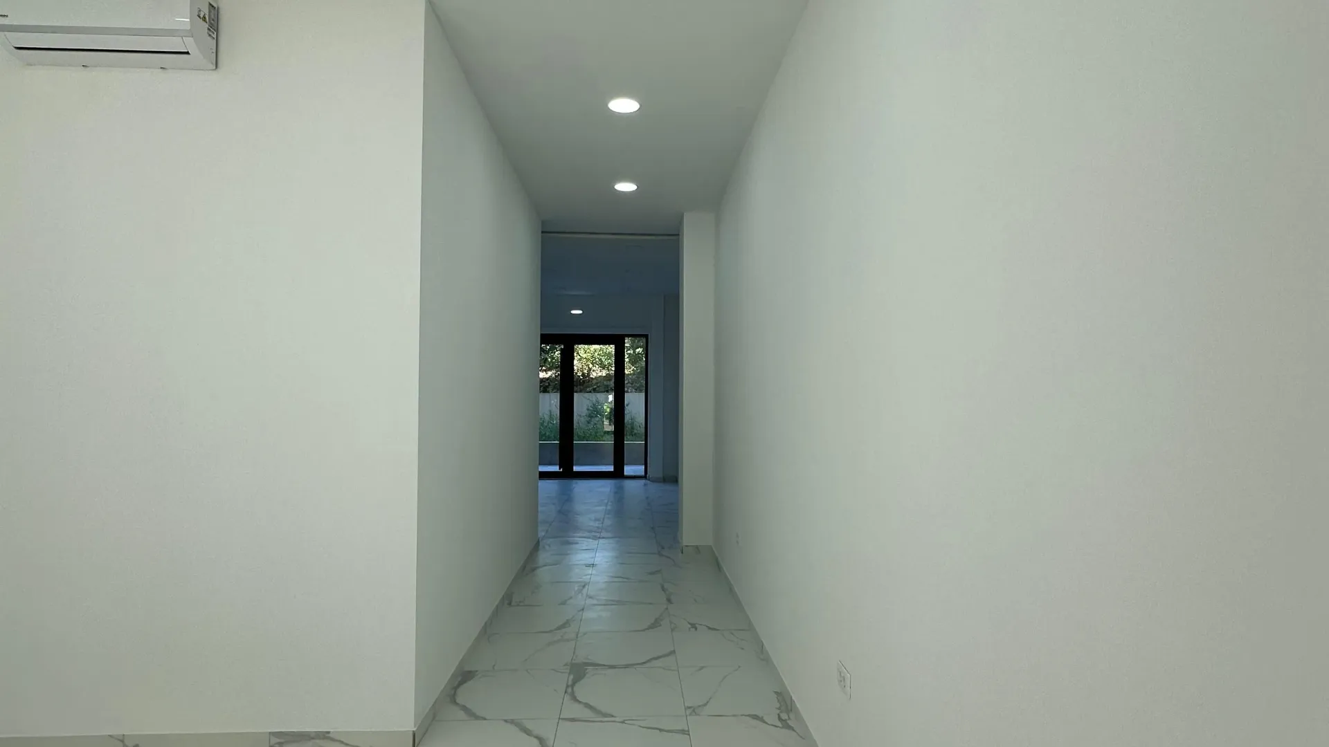Rent, office space, 48m², Seljanovo, Tivat