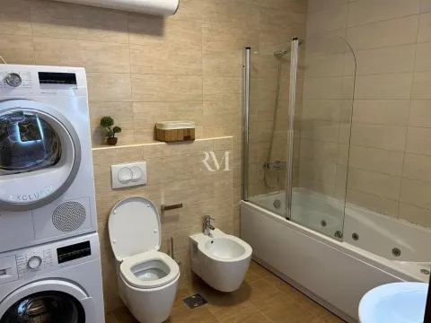 Rent, three bedroom apartment, 120m², Dobrota, Kotor - image 5