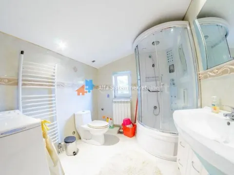 Rent, three bedroom apartment, 100m², Savski Venac, Beograd - image 11