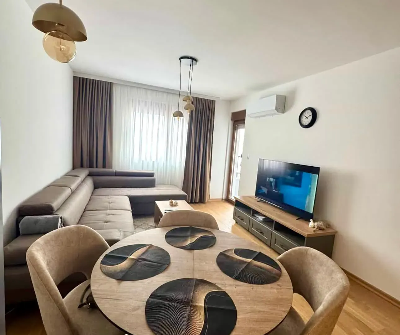 Rent, one bedroom apartment, 40m², Stari Aerodrom, Podgorica