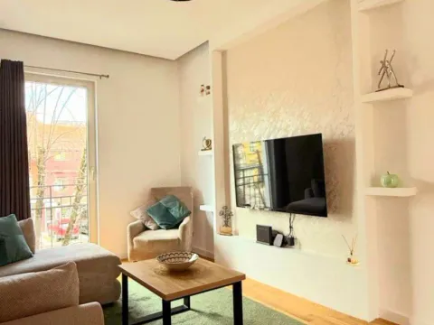 Izdavanje, jednosoban stan, 50m², Centar, Cetinje - image 10