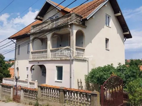 Sale, house, 332m², Čukarica, Beograd - image 4