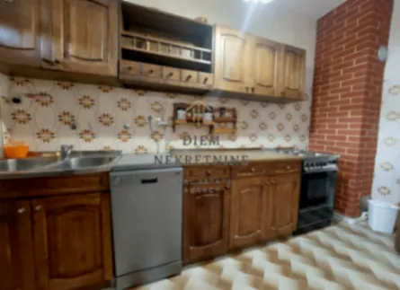 Izdavanje, trosoban stan, 110m², Mrčevac, Tivat - image 8