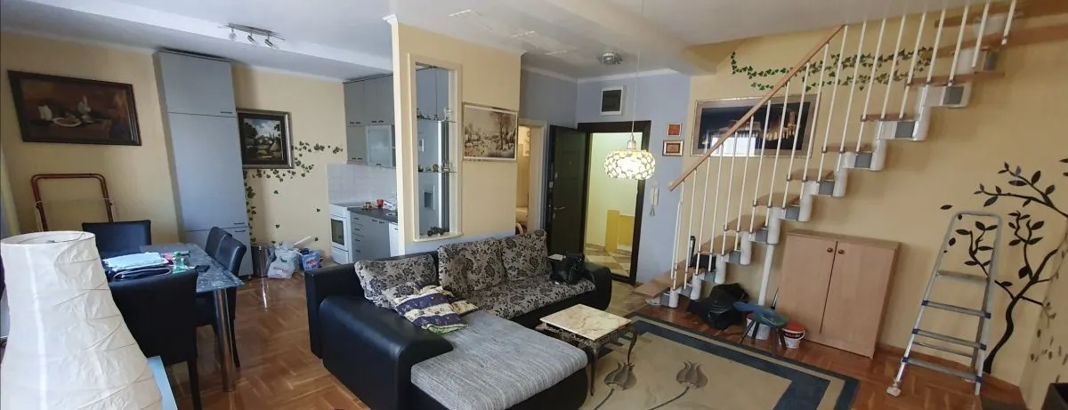 Prodaja, četvorosoban stan, 85m², Socijalno, Novi Sad Sve Podlokacije