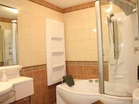 Izdavanje, četvorosoban stan, 146m², Stari Grad, Beograd - image 10