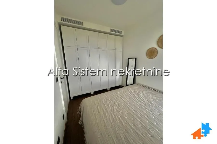 Izdavanje, dvosoban stan, 50m², Stari Grad, Beograd