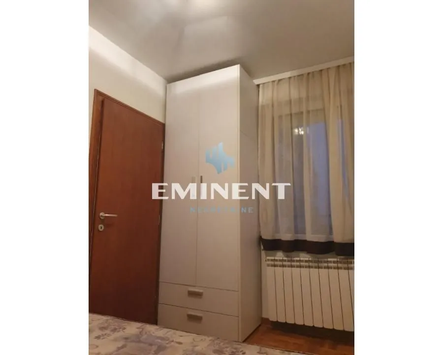 Rent, two bedroom apartment, 40m², Crveni Krst, Beograd