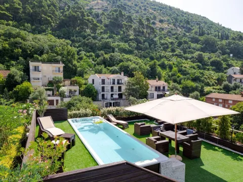 Prodaja, trosoban stan, 400m², Budva, Crna Gora - image 24