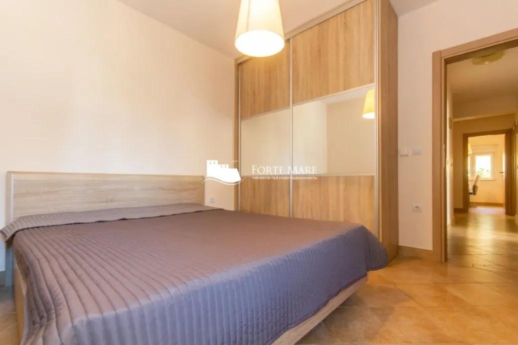 Sale, house, 200m², Đenovići, Herceg Novi