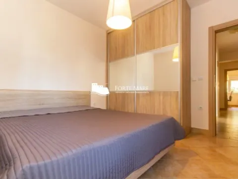 Prodaja, kuća, 200m², Đenovići, Herceg Novi - image 3