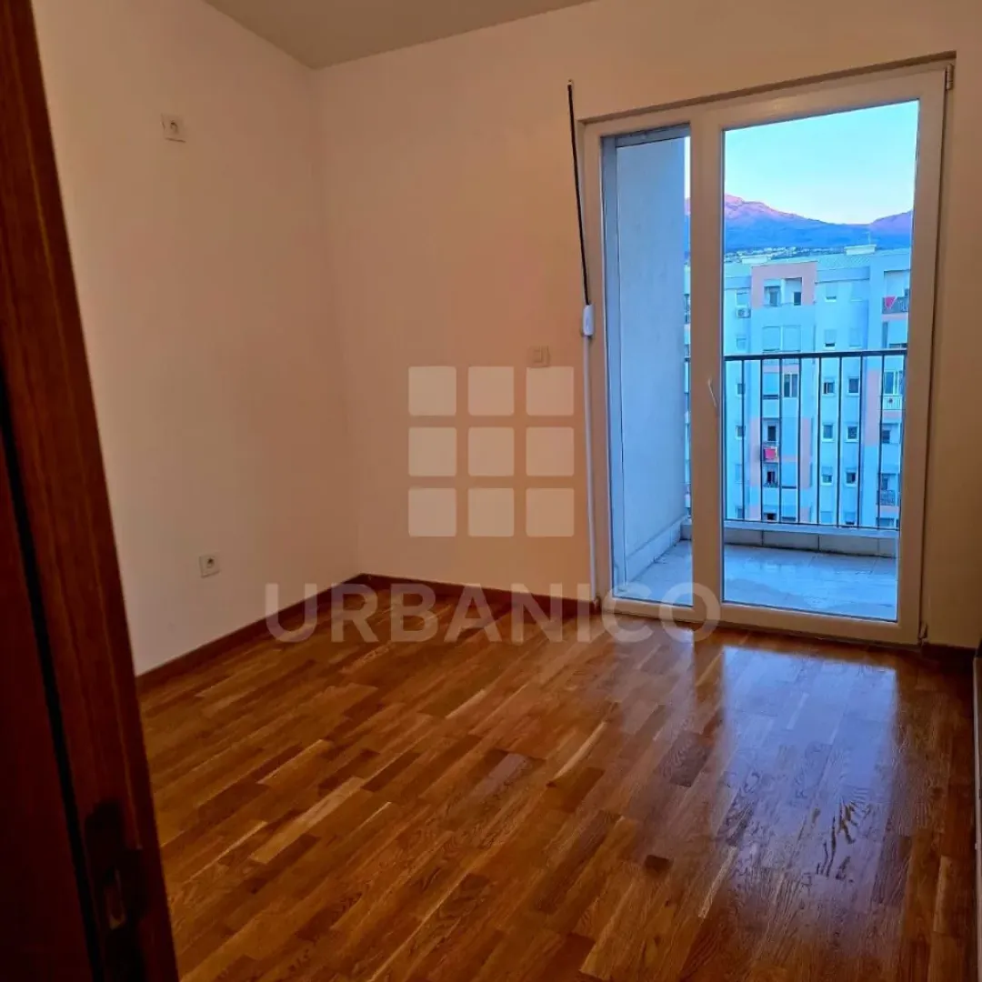 Prodaja, dvosoban stan, 72m², Stari Aerodrom, Podgorica