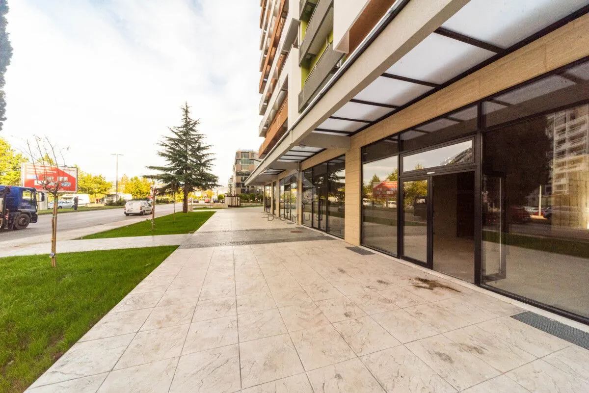 Rent, office space, 160m², Central Point, Podgorica