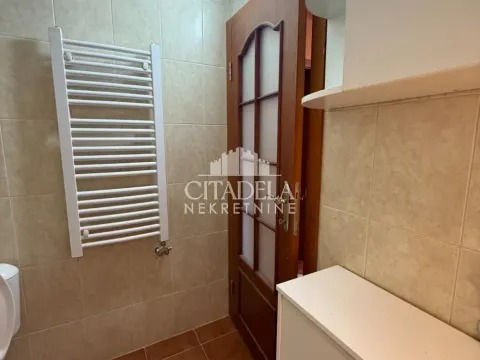 Izdavanje, četvorosoban stan, 75m², Gradska Bolnica, Zvezdara Sve Podlokacije - image 15