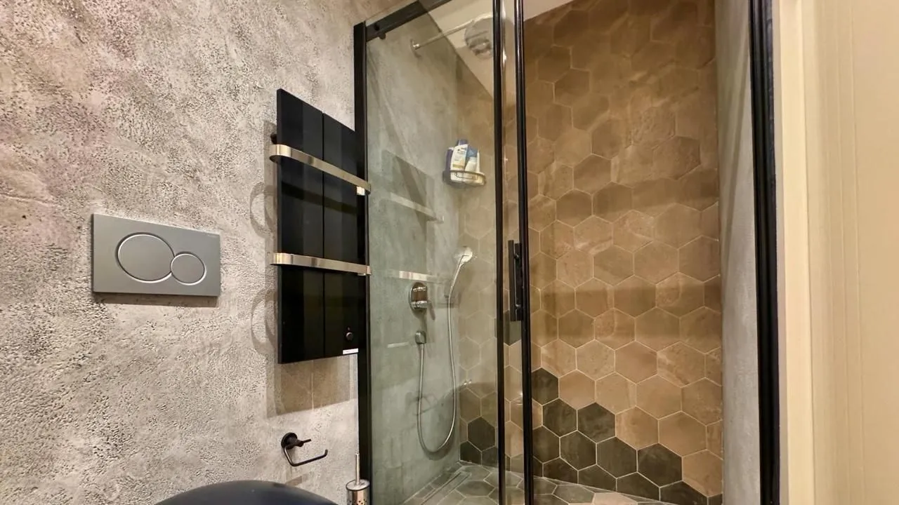 Prodaja, dvosoban stan, 65m², Tivat, Crna Gora