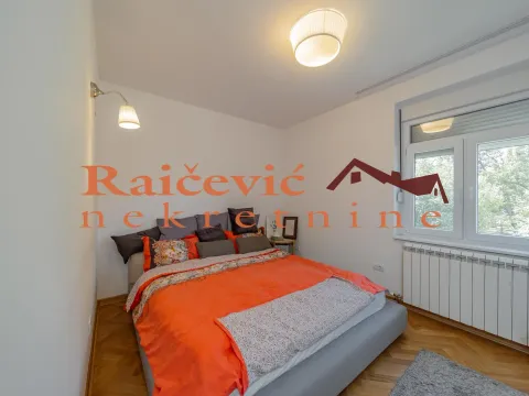 Prodaja, kuća, 257m², Sopot, Beograd - image 15