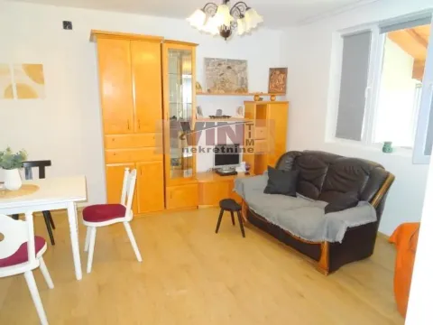 Sale, house, 151m², Medjulužje, Mladenovac