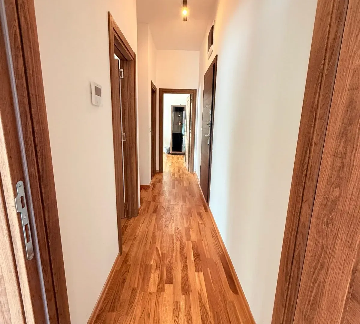 Prodaja, dvosoban stan, 52m², Tološka šuma, Podgorica