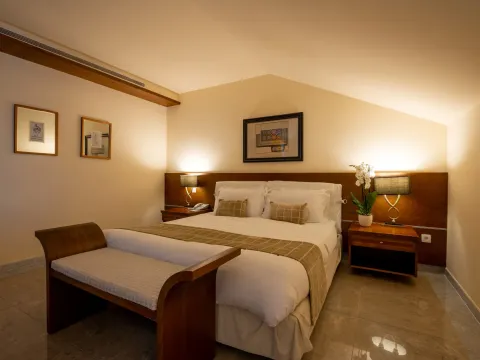 Prodaja, kuća, 959m², Budva, Crna Gora - image 22