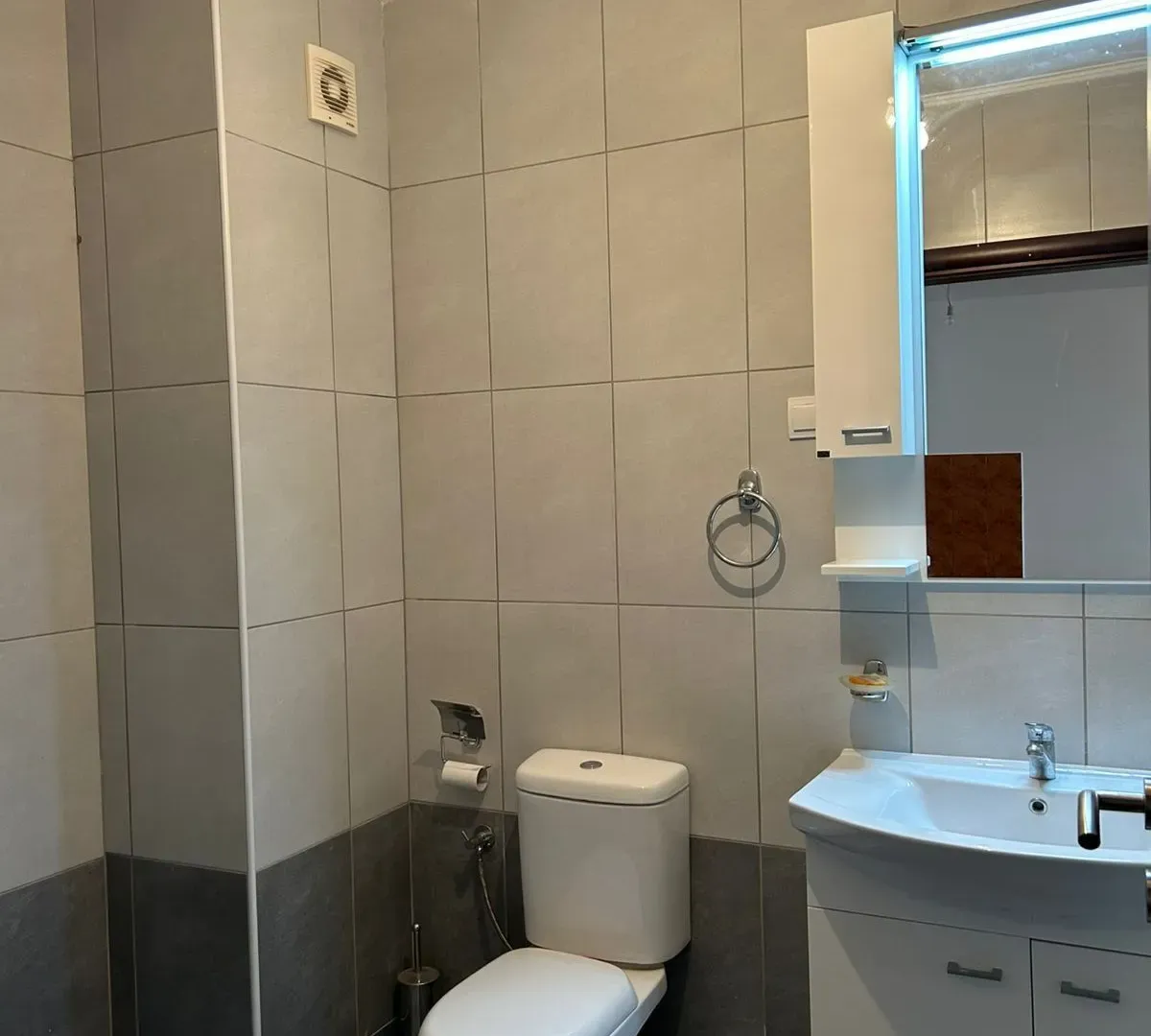 Sale, one bedroom apartment, 85m², Petrovac, Budva