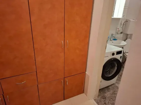 Sale, one bedroom apartment, 32m², Autokomanda, Voždovac Sve Podlokacije - image 2