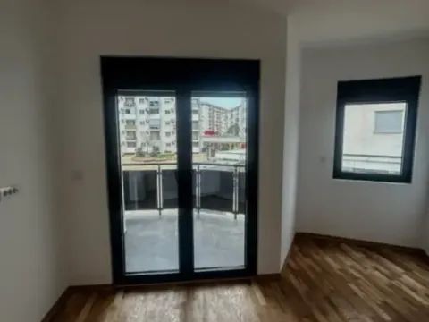 Prodaja, jednosoban stan, 58m², Zagorič, Podgorica - image 8