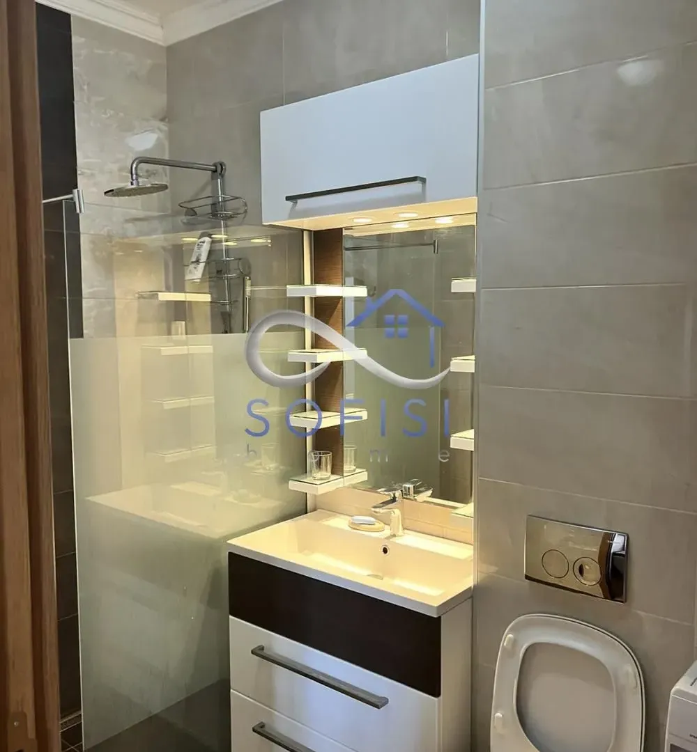 Izdavanje, trosoban stan, 64m², Novi Sad Sve Podlokacije, Novi Sad