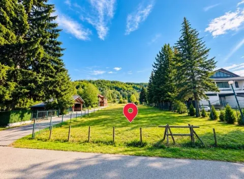 Zemljište in Smailagića Polje