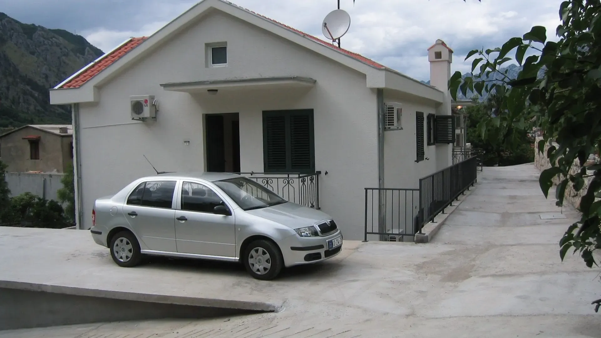 Sale, house, 158m², Kotor, Crna Gora