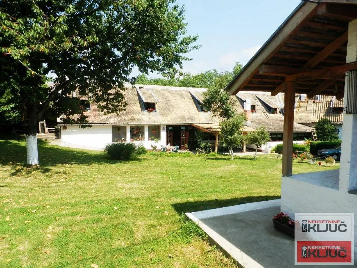 Sale, house, 334m², Čerević, Beočin