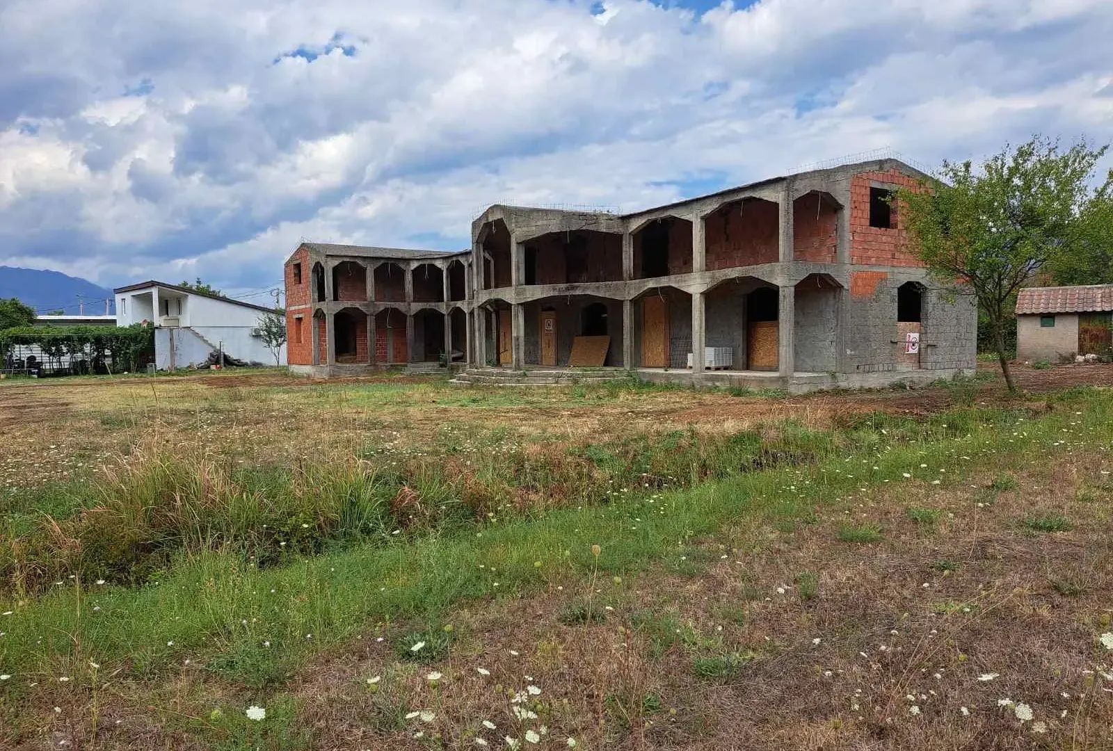 Sale, house, 526m², Pričelje, Podgorica