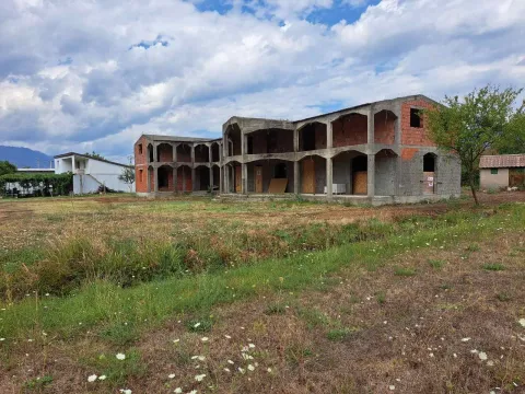 Sale, house, 526m², Pričelje, Podgorica - image 1