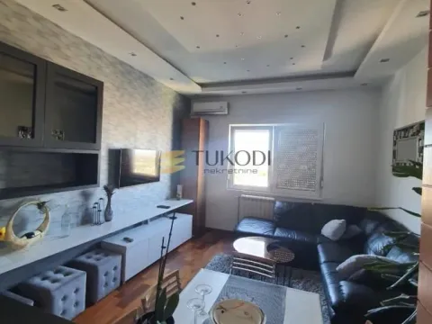 Izdavanje, dvosoban stan, 54m², Bulevar Evrope, Novi Sad Sve Podlokacije - image 2