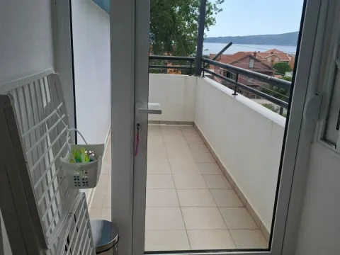 Rent, one bedroom apartment, 48m², Bijela, Herceg Novi - image 8