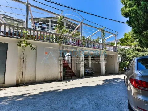 Prodaja, stan, 360m², Sutomore, Bar - image 5