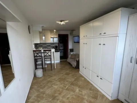 Sale, one bedroom apartment, 23m², Petrovac, Budva - image 6