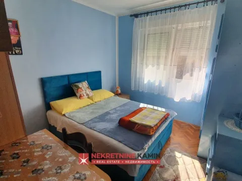 Prodaja, dvosoban stan, 64m², Centar, Bar - image 8