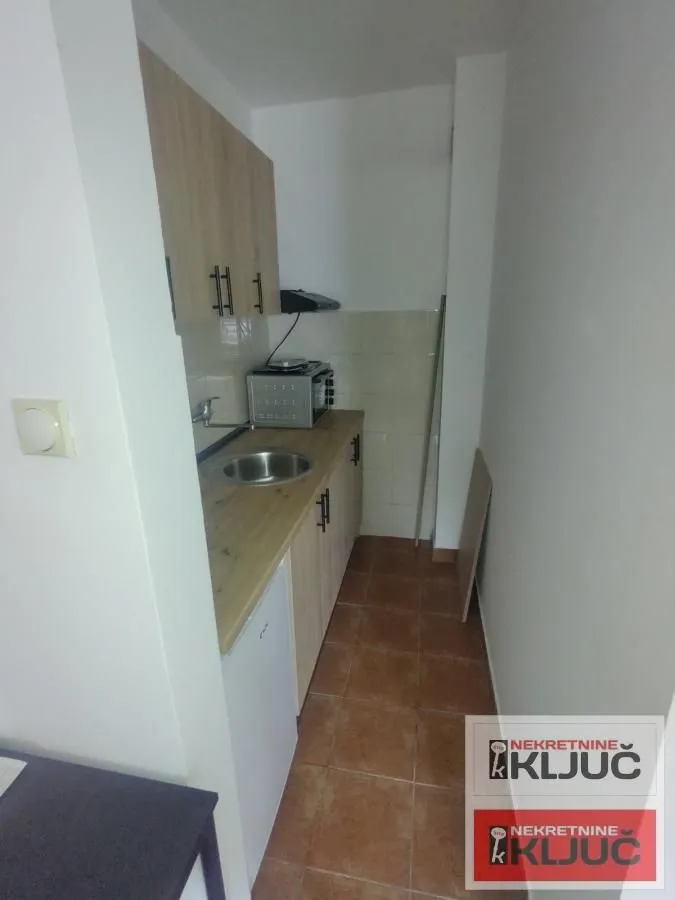 Prodaja, jednosoban stan, 30m², Nova Detelinara, Novi Sad Sve Podlokacije