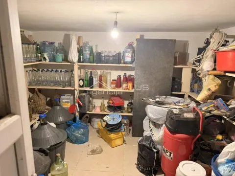 Prodaja, kuća, 80m², Čubura, Beograd - image 6