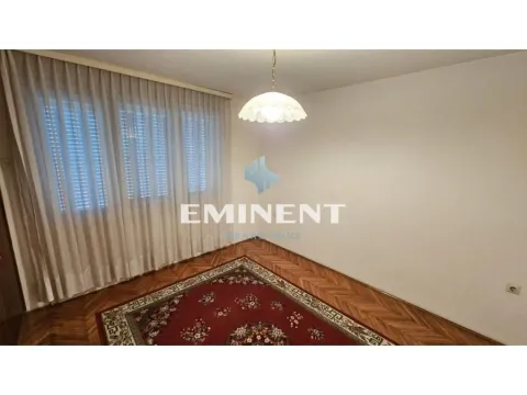 Prodaja, kuća, 315m², Kaludjerica, Grocka - image 12