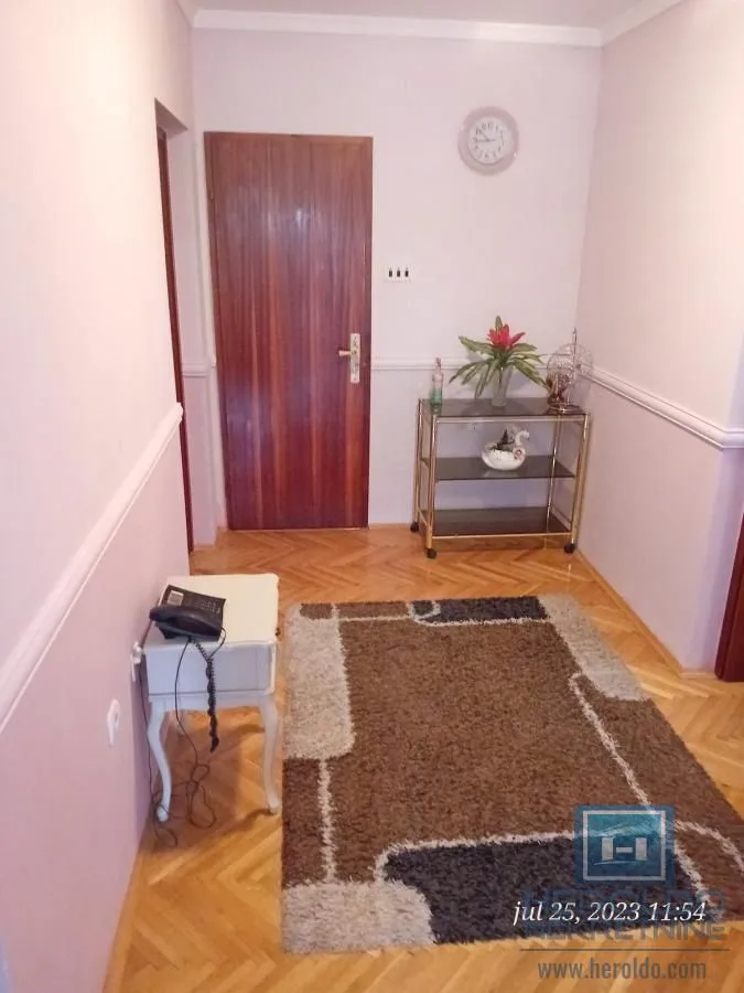 Sale, house, 180m², Centar, Ćuprija