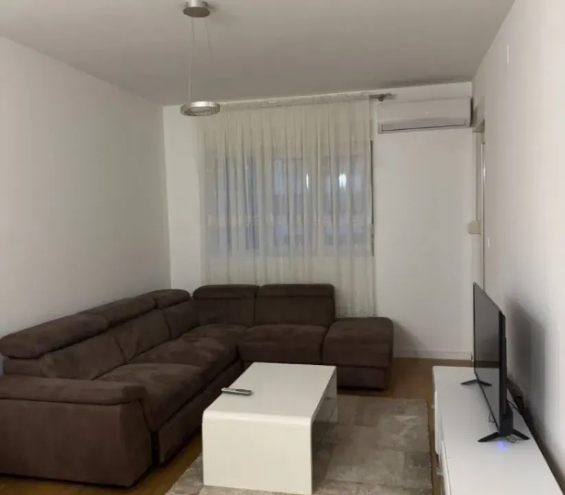 Rent, one bedroom apartment, 50m², Central Point, Podgorica
