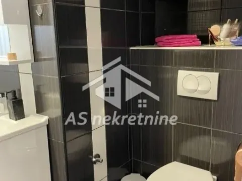 Izdavanje, dvosoban stan, 56m², Stari Grad, Beograd - image 13