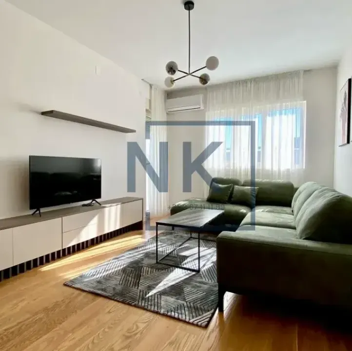 Prodaja, jednosoban stan, 47m², Central Point, Podgorica