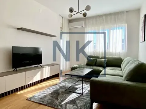 Prodaja, jednosoban stan, 47m², Central Point, Podgorica