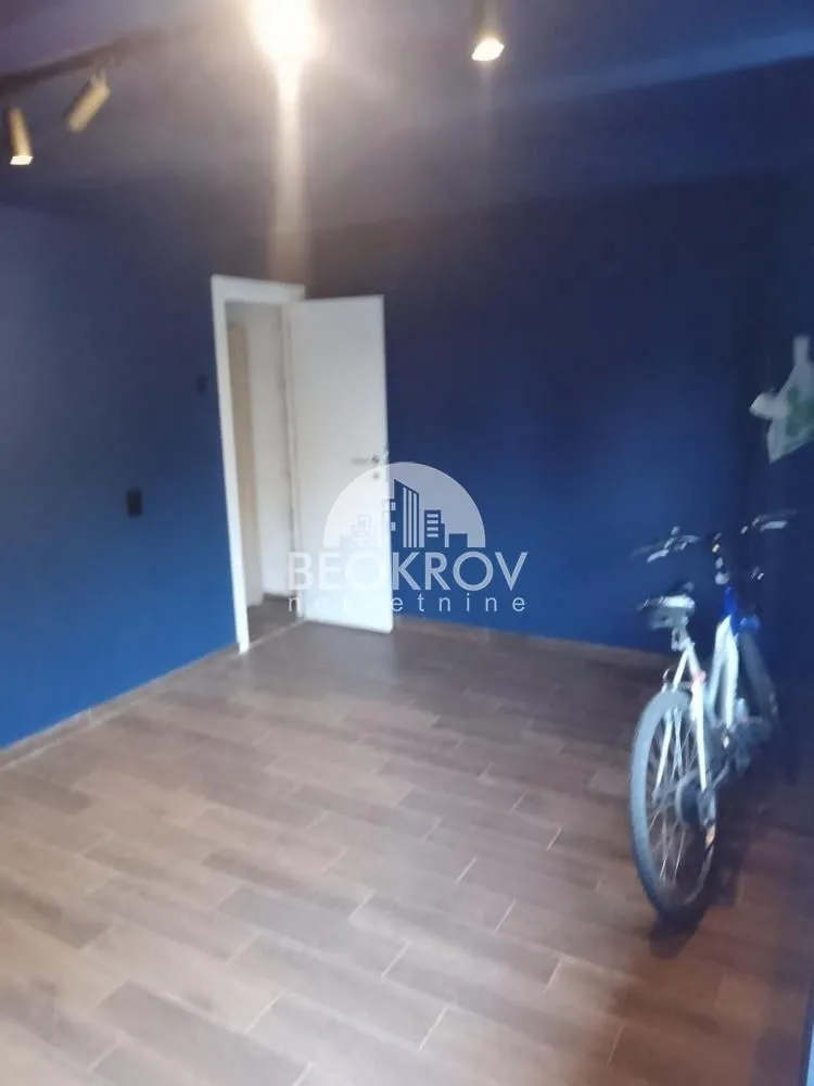 Rent, office space, 38m², Đeram Pijaca, Beograd