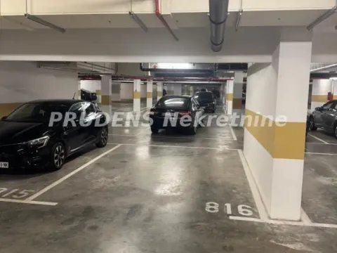 Prodaja, četvorosoban stan, 95m², Voždovac Sve Podlokacije, Beograd - image 19
